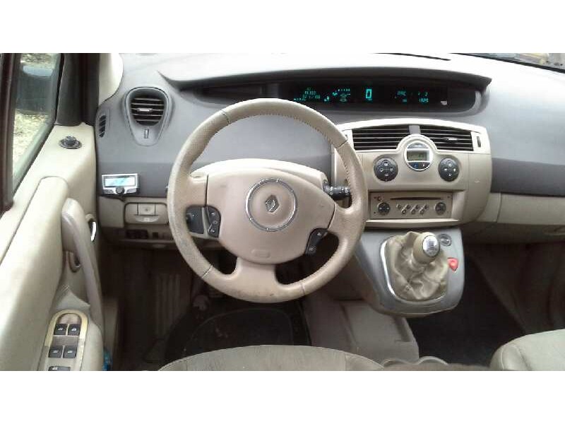 renault scenic ii del año 2006