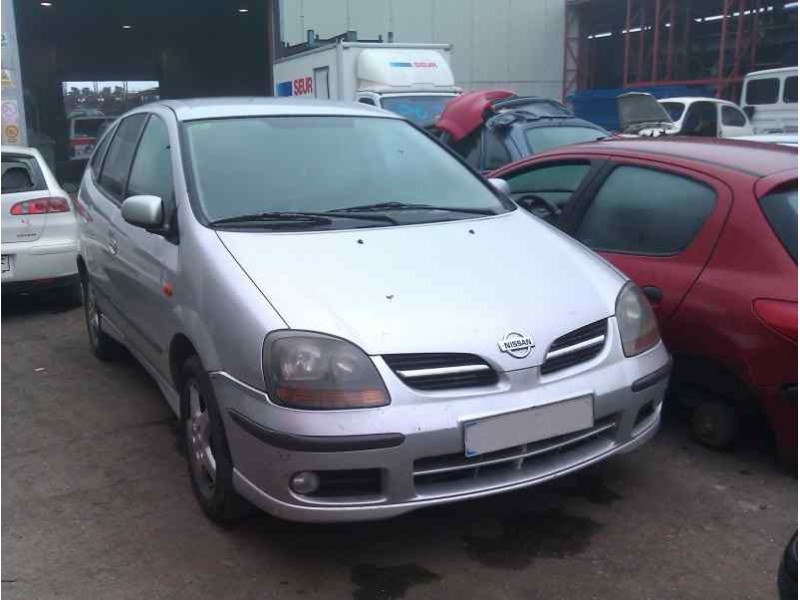 nissan almera tino (v10m) del año 2001