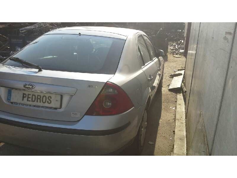 ford mondeo berlina (ge) del año 2004