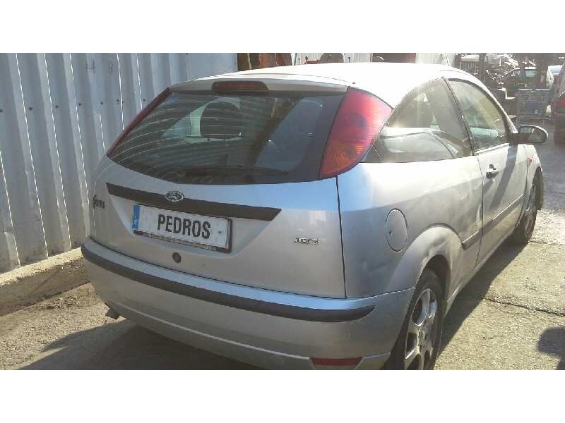 ford focus berlina (cak) del año 2002