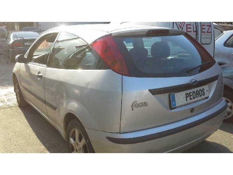 ford focus berlina (cak) del año 2002