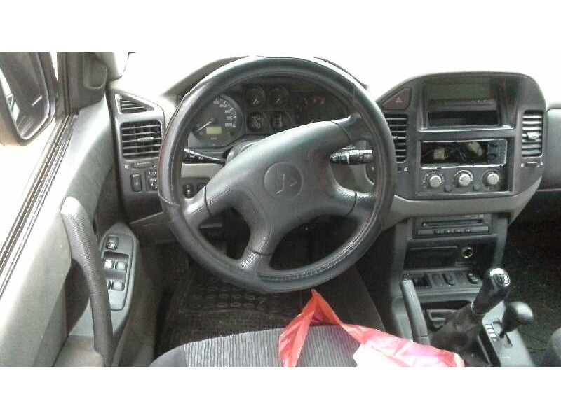 mitsubishi montero (v60/v70) del año 2003
