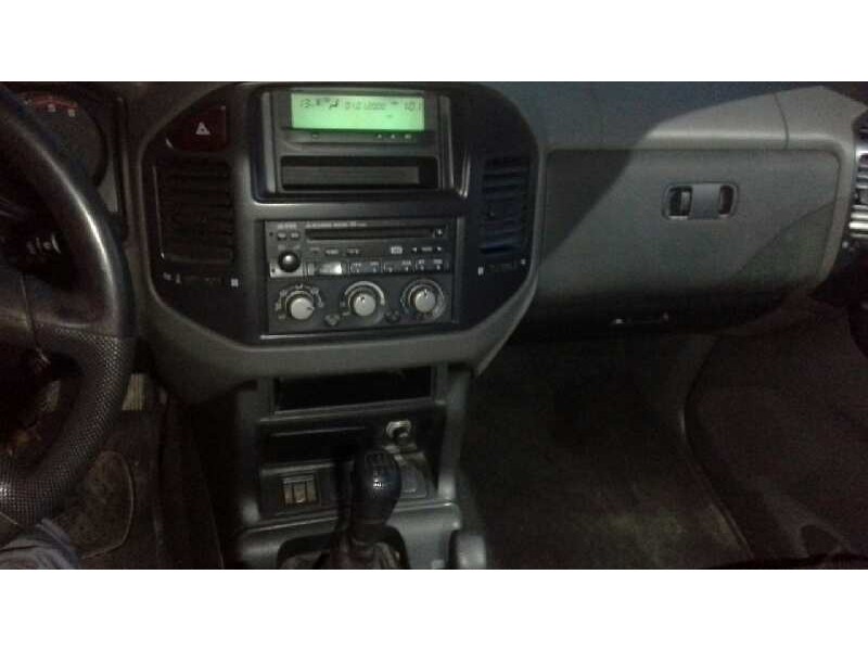 mitsubishi montero (v60/v70) del año 2004