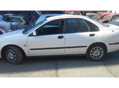 volvo s40 berlina del año 2002 2