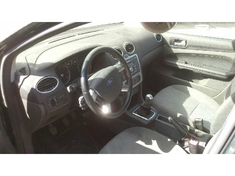 ford focus berlina (cap) del año 2007