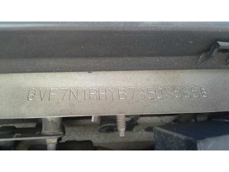 citroën xsara berlina del año 2002