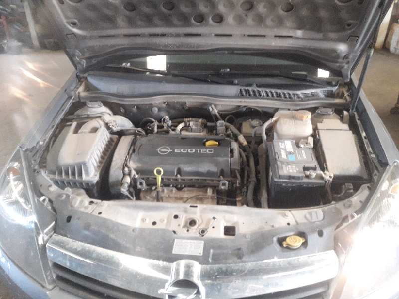 opel astra gtc del año 2006