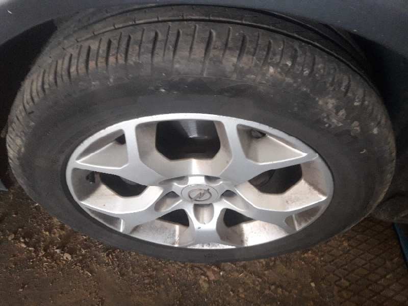 opel astra gtc del año 2006