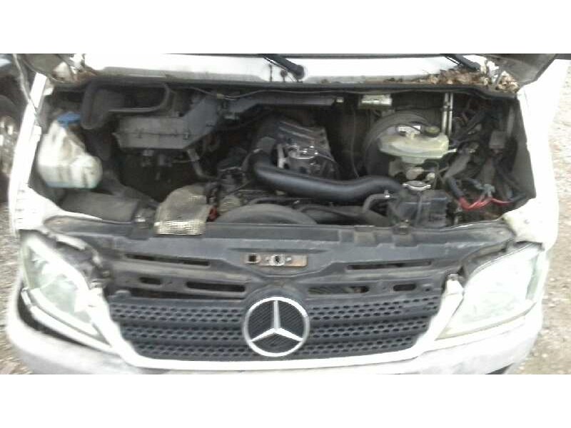 mercedes-benz sprinter 02.00  caja abierta del año 2004