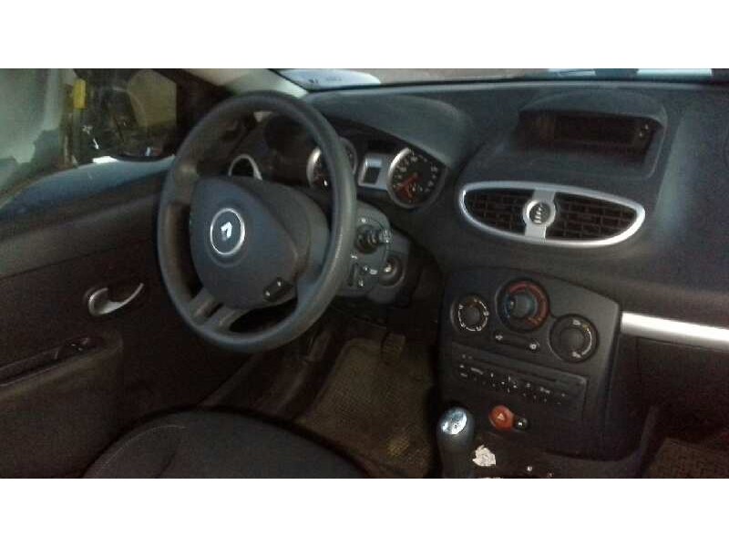 renault clio iii del año 2010