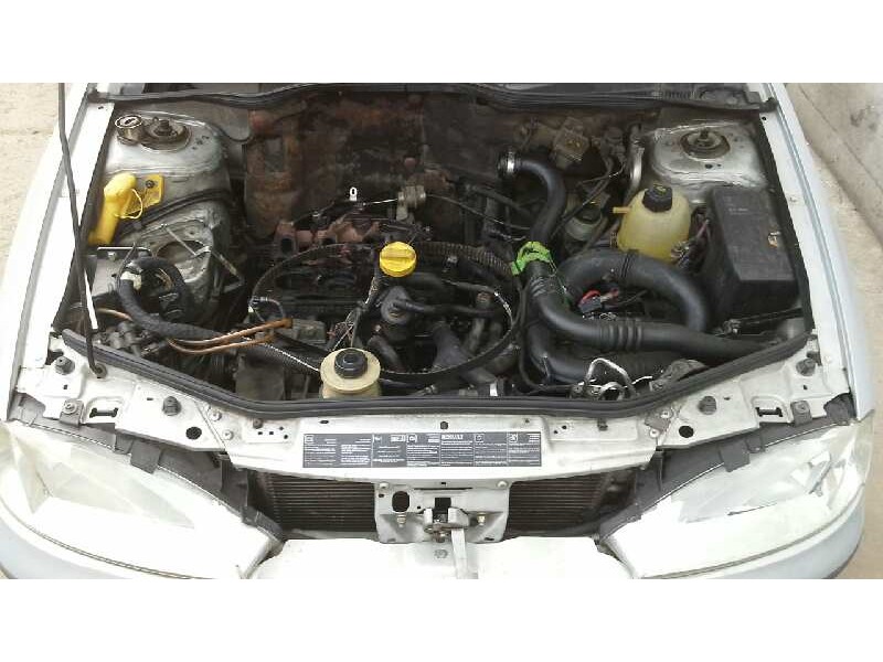 renault megane i fase 2 berlina (ba0) del año 2001