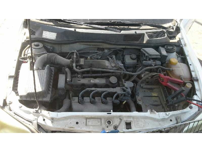 opel astra g berlina del año 2001