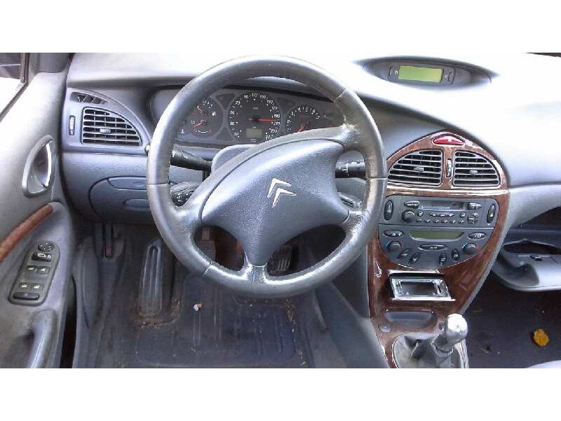 citroën c5 berlina del año 2002