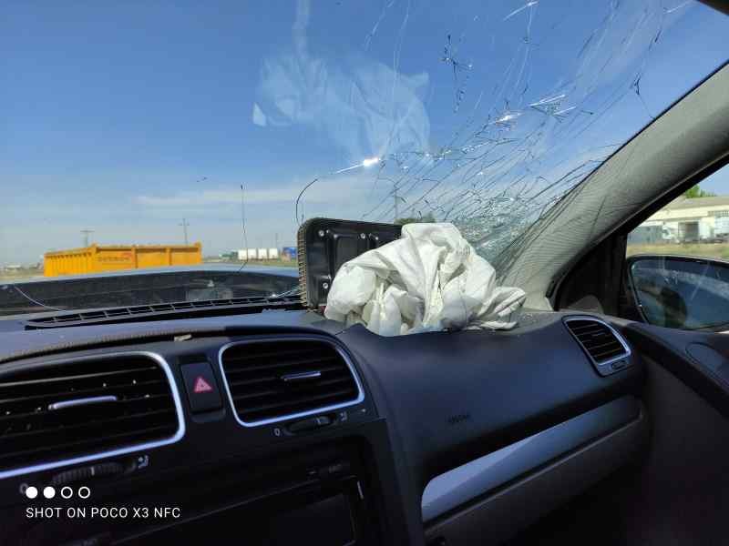 volkswagen golf vi (5k1) del año 2011