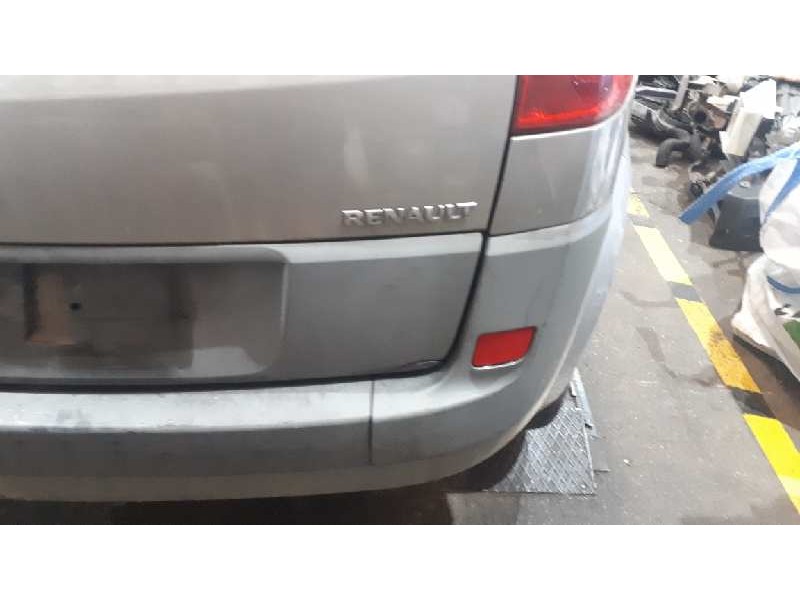 renault scenic ii del año 2007