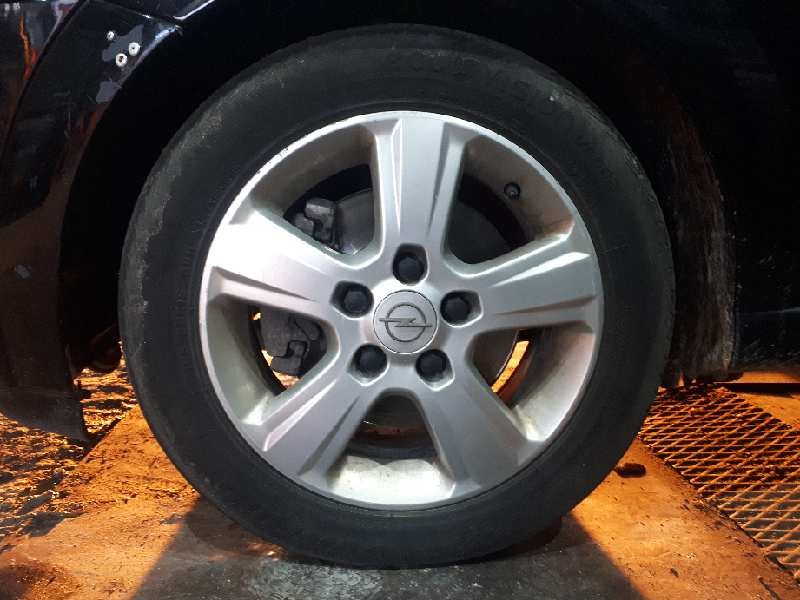 opel meriva del año 2005