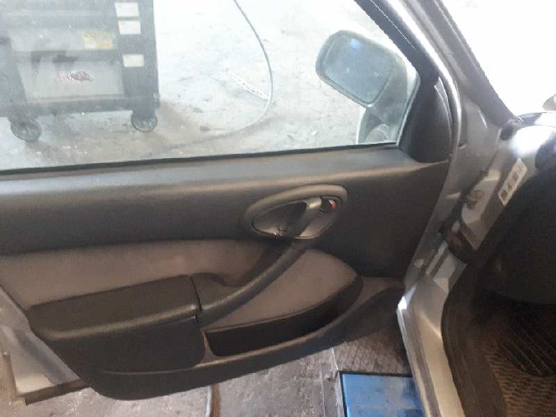 citroën xsara berlina del año 2004