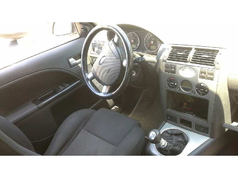 ford mondeo berlina (ge) del año 2001