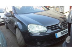 volkswagen golf v berlina (1k1) del año 2004 2