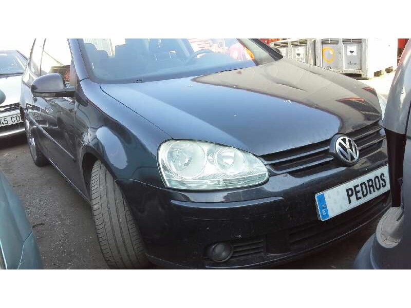 volkswagen golf v berlina (1k1) del año 2004