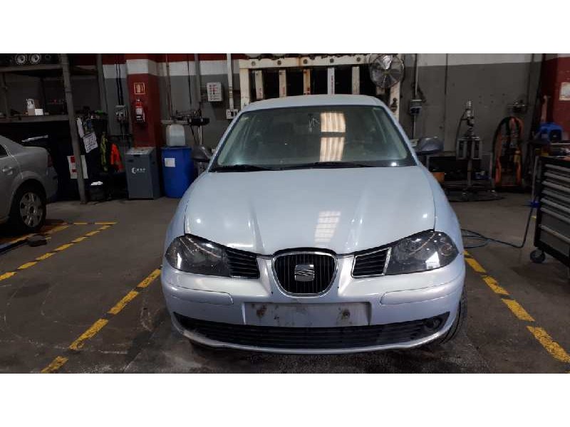seat ibiza (6l1) del año 2003