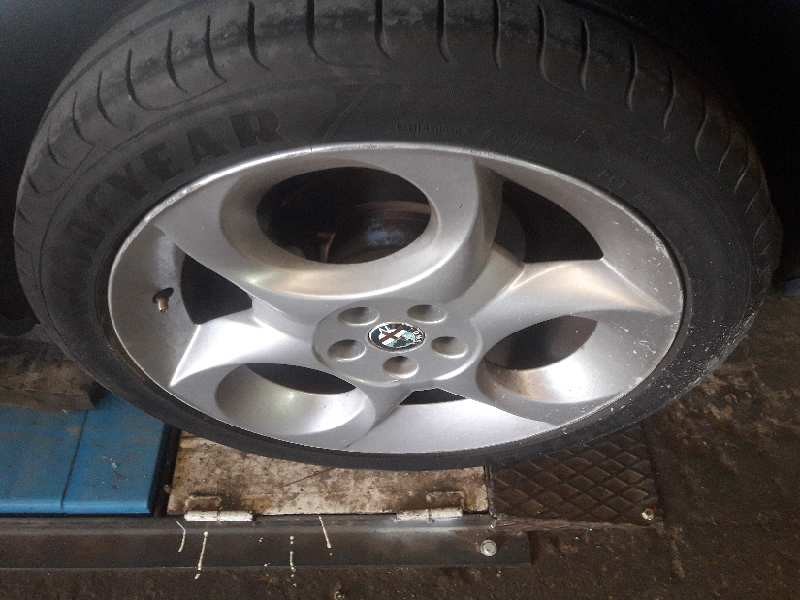 alfa romeo 147 (190) del año 2003