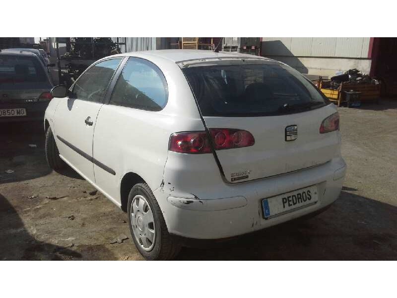 seat ibiza (6l1) del año 2004
