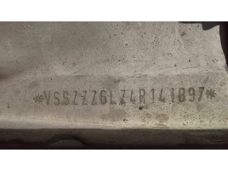 seat ibiza (6l1) del año 2004