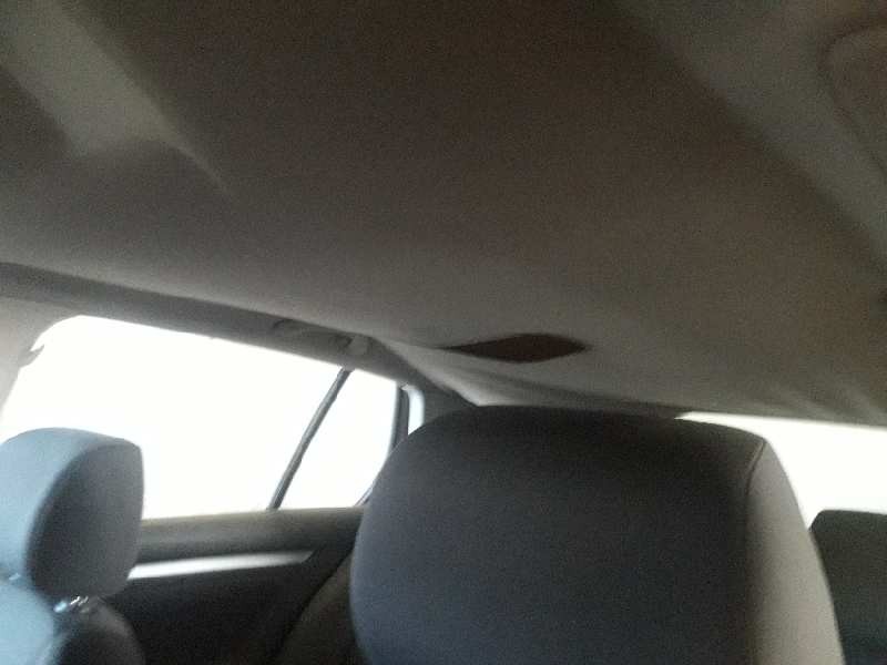 volkswagen golf v berlina (1k1) del año 2005