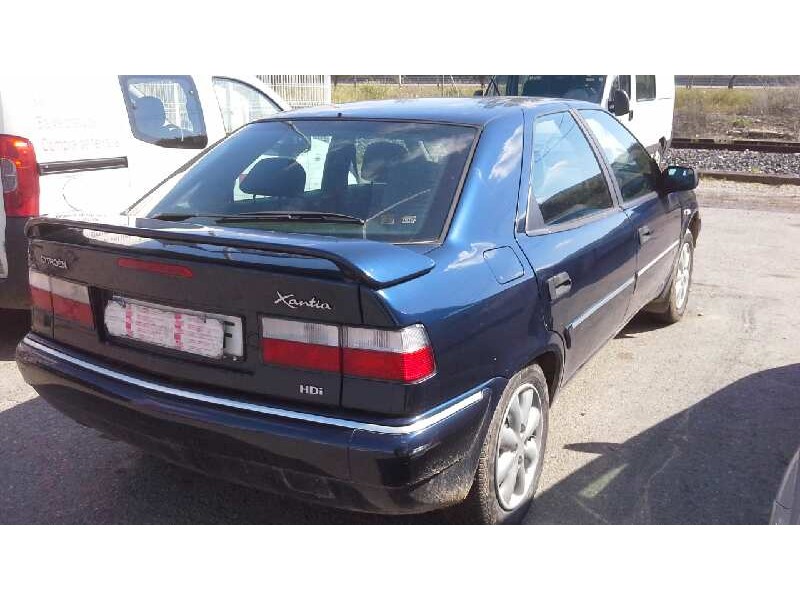 citroën xantia berlina del año 2000