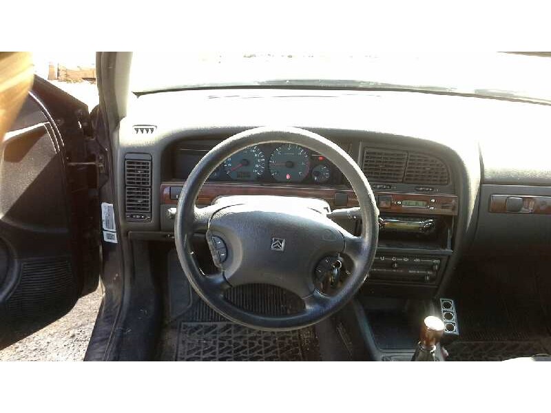 citroën xantia berlina del año 2000