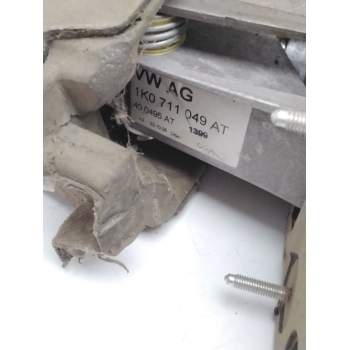 Recambio de palanca cambio para audi a3 (8p1) 1.6 tdi referencia OEM IAM 1K0711049AT  