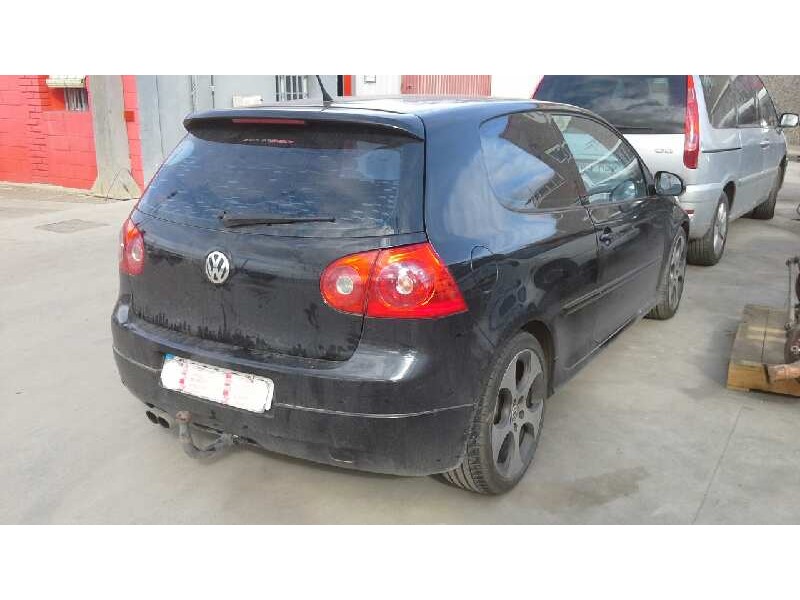 volkswagen golf v berlina (1k1) del año 2005