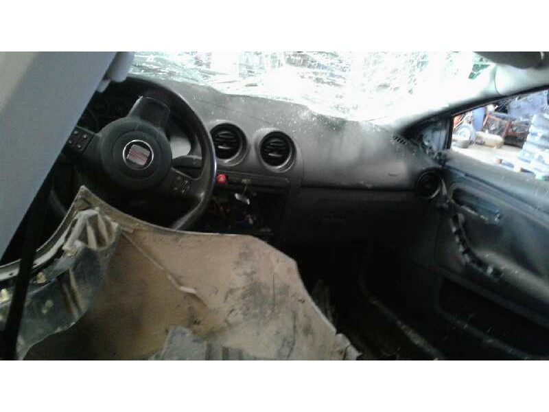 seat ibiza (6l1) del año 2006