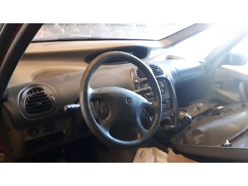 citroën xsara picasso del año 2000