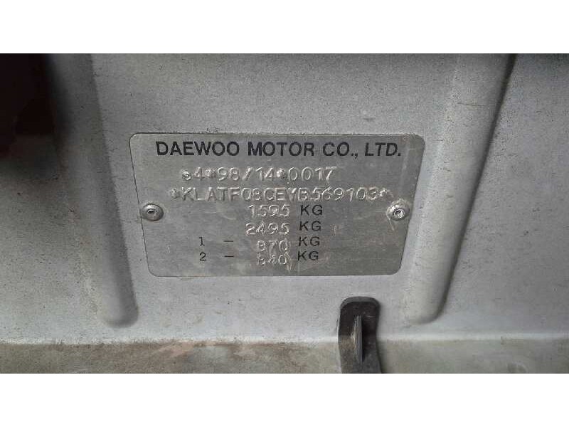 daewoo lanos del año 2000