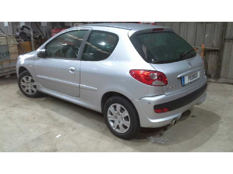 peugeot 206+ del año 2010