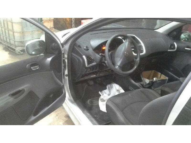 peugeot 206+ del año 2010