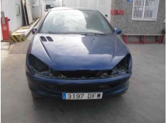 peugeot 206 berlina del año 2000 2
