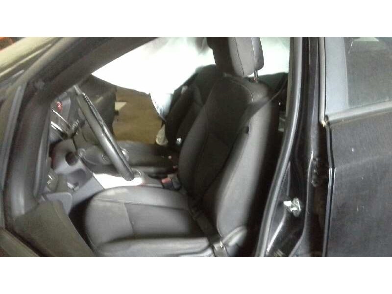 opel astra j lim. del año 2011