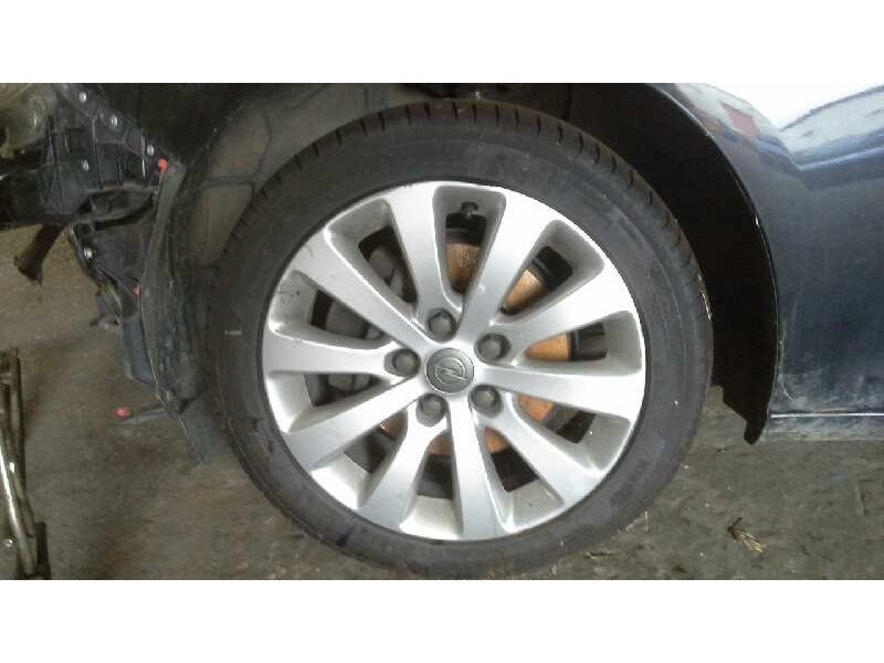 opel astra j lim. del año 2011