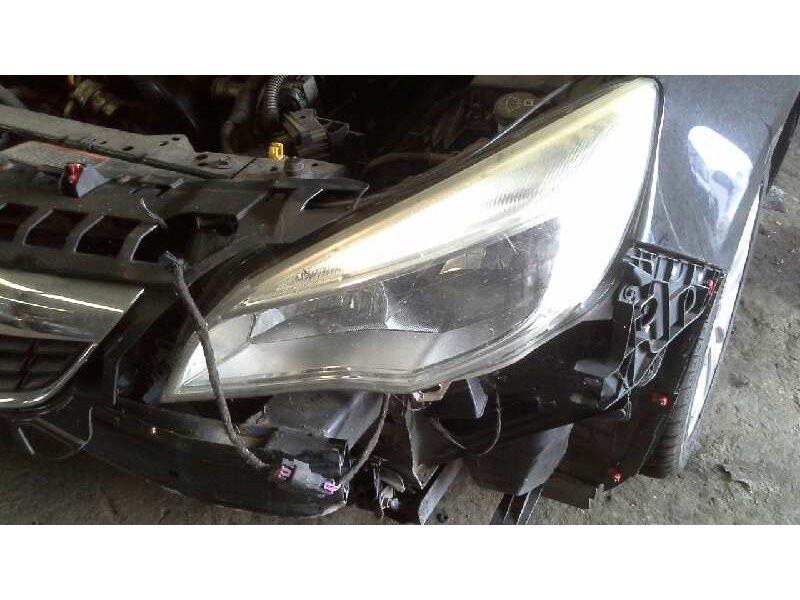 opel astra j lim. del año 2011