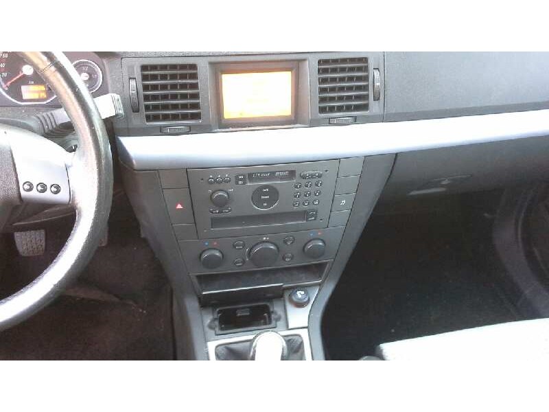 opel vectra c berlina del año 2003