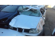 seat cordoba berlina (6k2) del año 2000 2