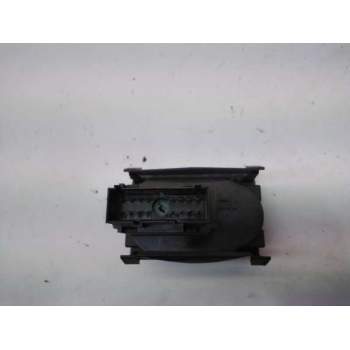 Recambio de mando luces para ford focus berlina (cap) 1.6 tdci cat referencia OEM IAM 4M5T13A024CA 04059730 060517B1