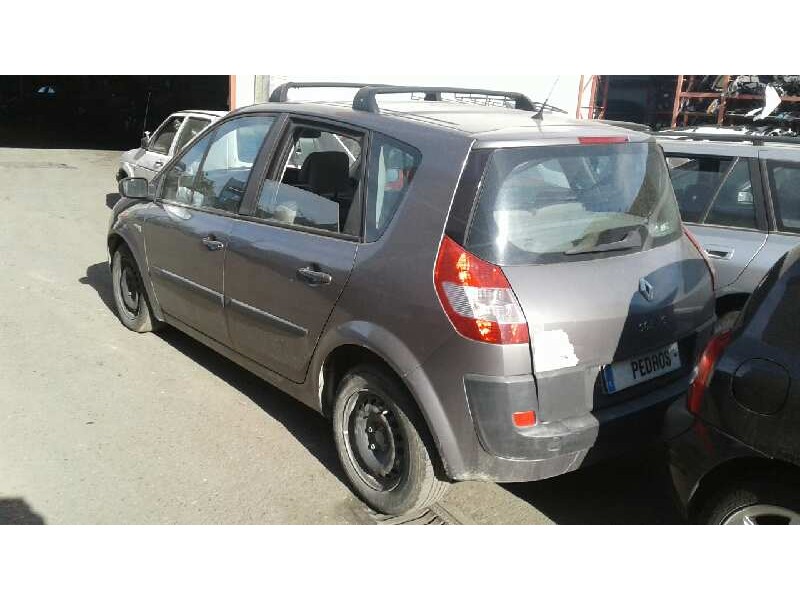 renault scenic ii del año 2004