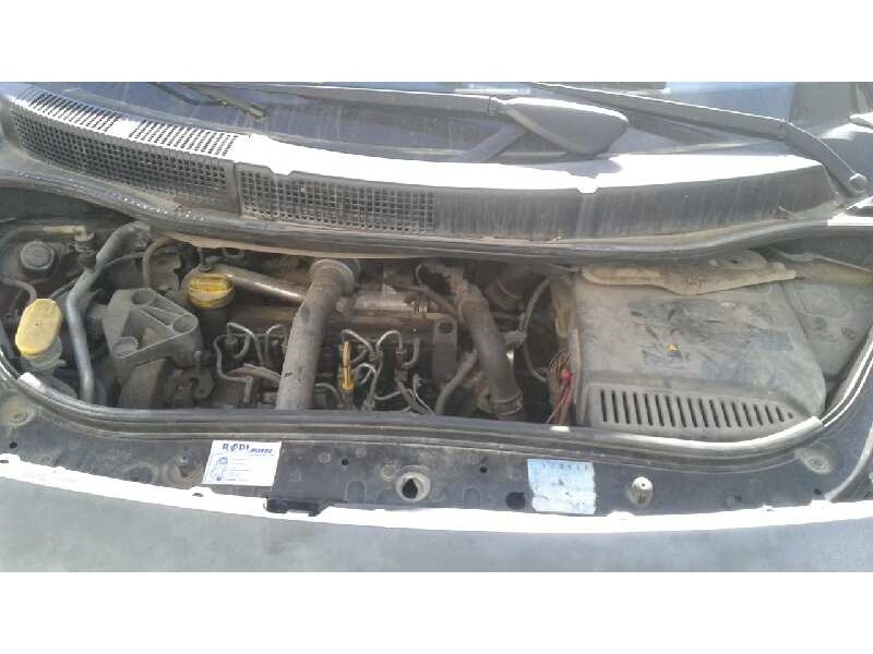 renault scenic ii del año 2004