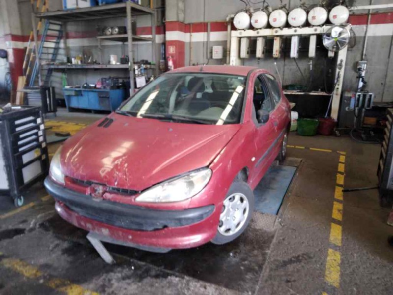 peugeot 206 berlina del año 2002