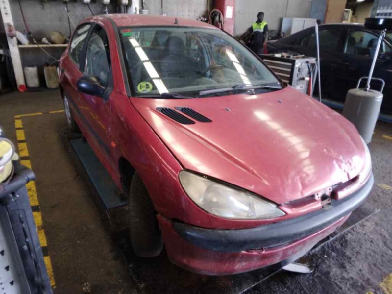 peugeot 206 berlina del año 2002