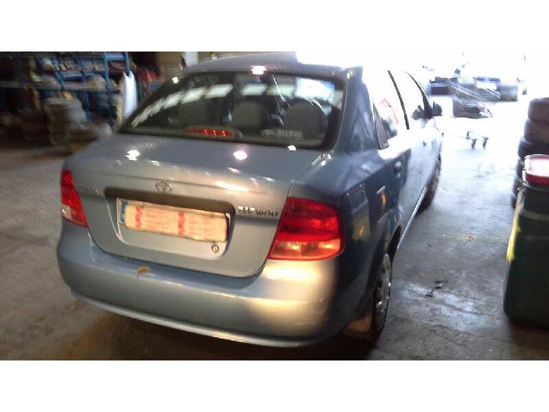 daewoo kalos del año 2004